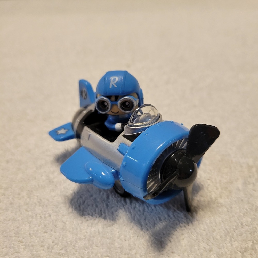 Ryan's World Pull Back Red Spaceship and Blue Plane - Picture 5 of 8